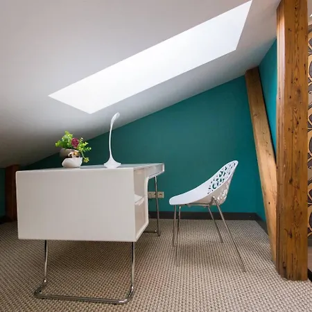Luxurious Old Apartment Riga