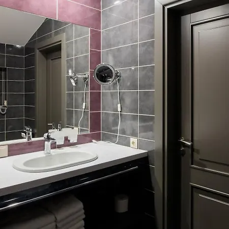 Luxurious Old Appartement Riga