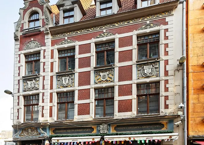 Luxurious Old Dzīvoklis Riga